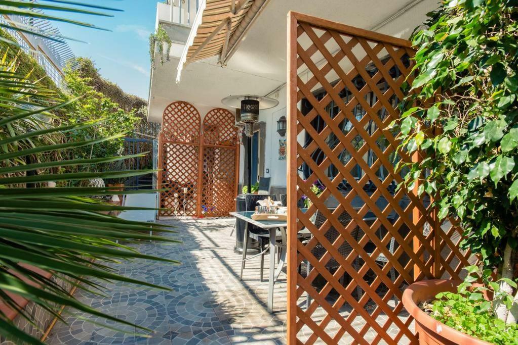 Santa Clara Suite Napoli Bagian luar foto